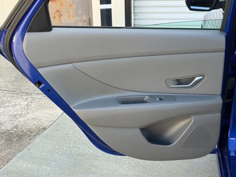 Used 2026 Hyundai Elantra SEL Sport Premium w/ Cargo Package FWD image 38