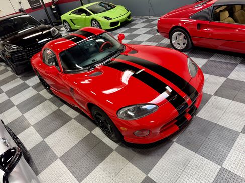 Used 1996 Dodge Viper RT/10 image 6