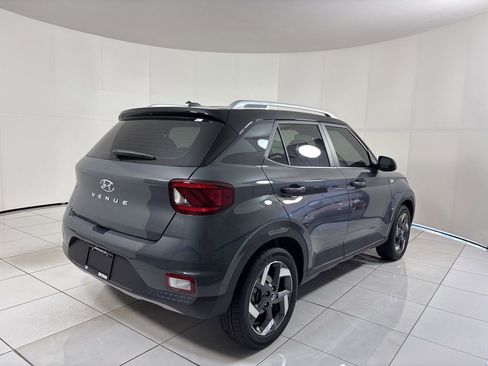 New 2026 Hyundai Venue SEL FWD image 5