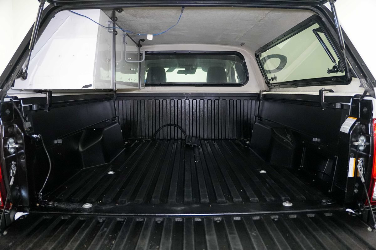 Used 2022 Toyota Tacoma SR RWD image 23