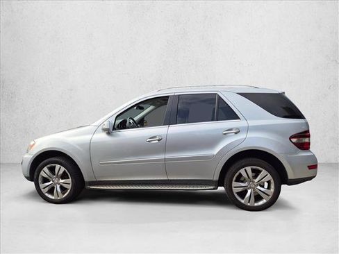 Used 2010 Mercedes-Benz ML 350 4MATIC image 2