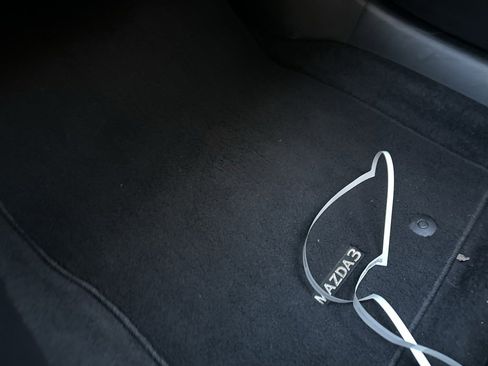 Used 2025 MAZDA MAZDA3 s Sport image 13