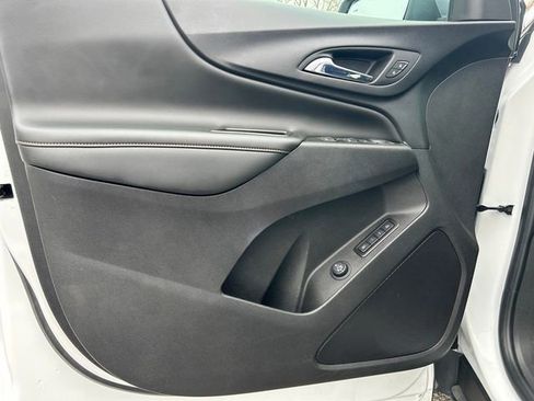 Used 2021 Chevrolet Equinox Premier image 19