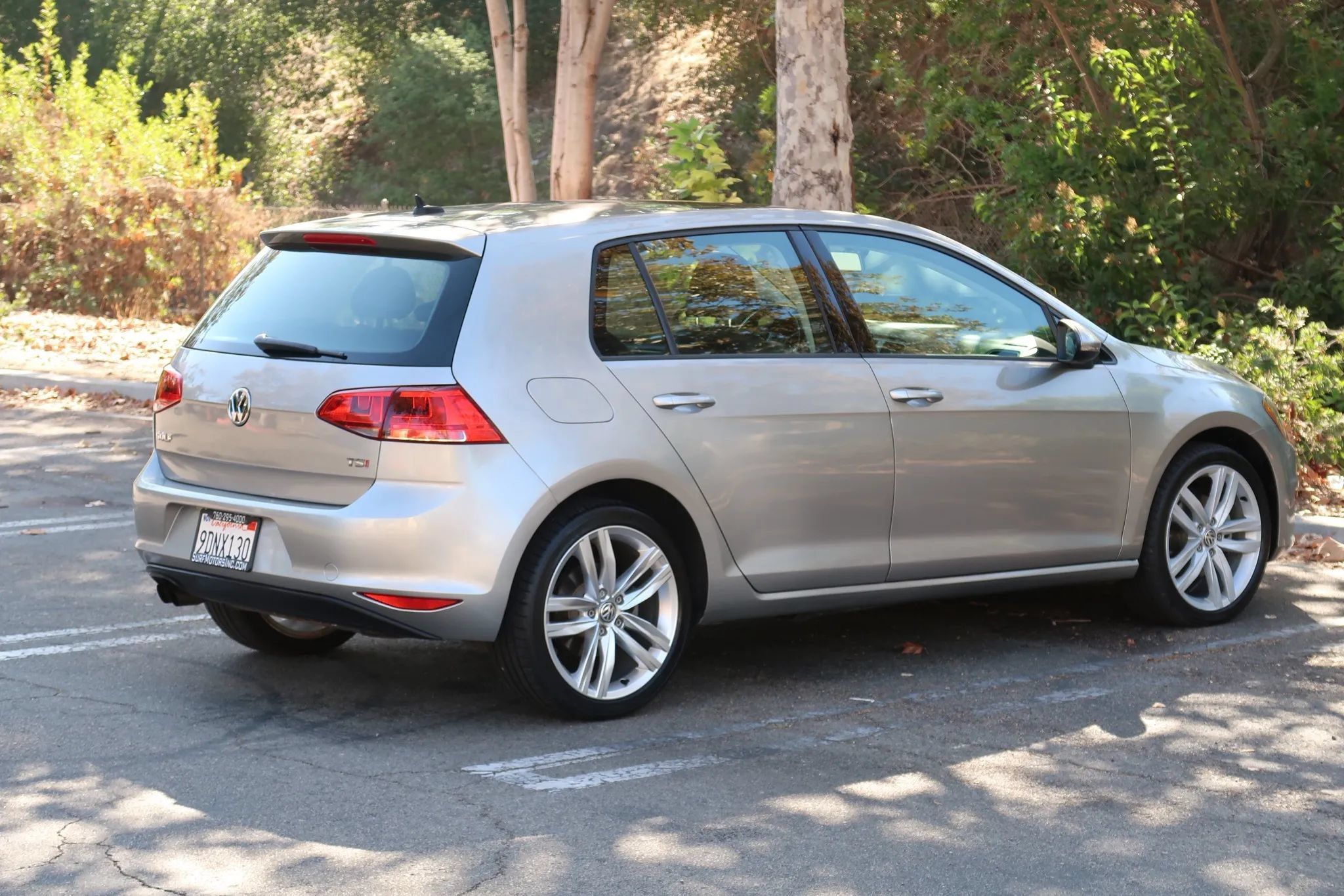 Used 2015 Volkswagen Golf SEL FWD image 8