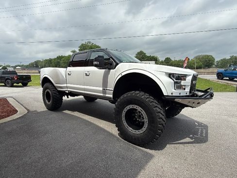 Used 2022 Ford F250 Lariat w/ Lariat Ultimate Package AWD/4WD image 79