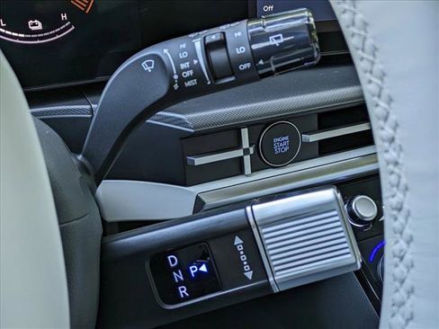 New 2026 Hyundai Santa Fe SE image 14