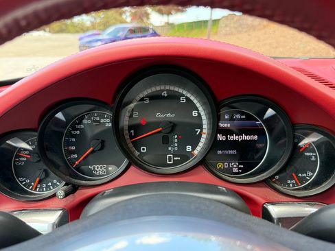 Used 2014 Porsche 911 Turbo image 17