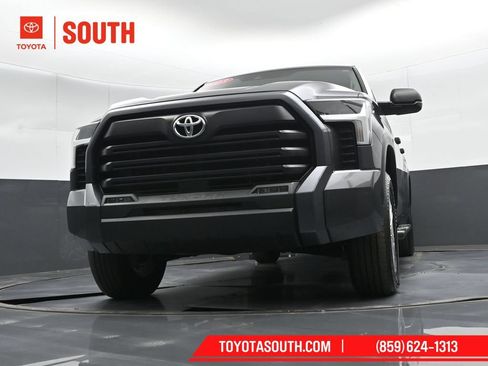 Used 2023 Toyota Tundra SR5 AWD/4WD image 40