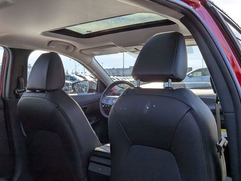 New 2026 Nissan Sentra SR w/ SR Premium Package FWD image 21