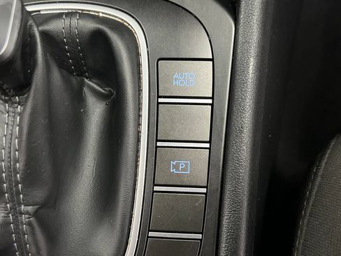Used 2024 Hyundai Kona SEL FWD image 51