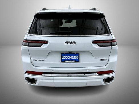 Used 2022 Jeep Grand Cherokee L Overland w/ Advanced Protech Group III image 6