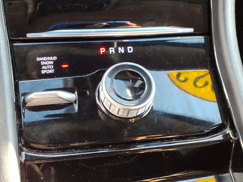 Certified 2023 Jeep Grand Cherokee Limited image 12