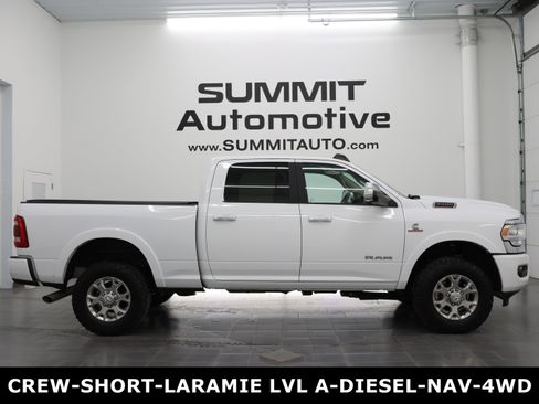 Used 2022 RAM 2500 Laramie AWD/4WD image 1
