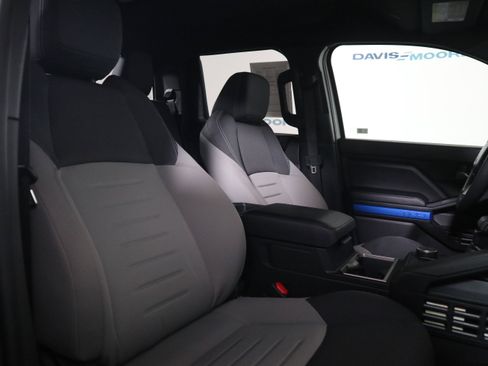 Used 2024 Toyota Tacoma TRD Sport image 19