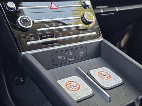 New 2026 Hyundai Santa Fe SE image 14