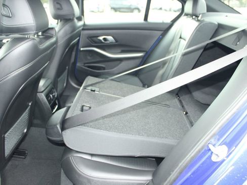 Used 2022 BMW 330i xDrive 330i xDrive w/ M Sport Package image 14