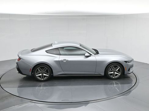 Used 2024 Ford Mustang Premium image 41