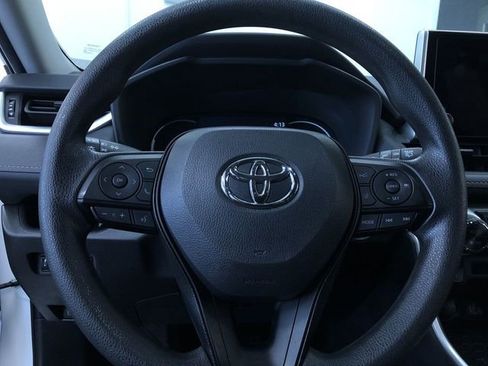 Certified 2025 Toyota RAV4 XLE AWD/4WD image 24