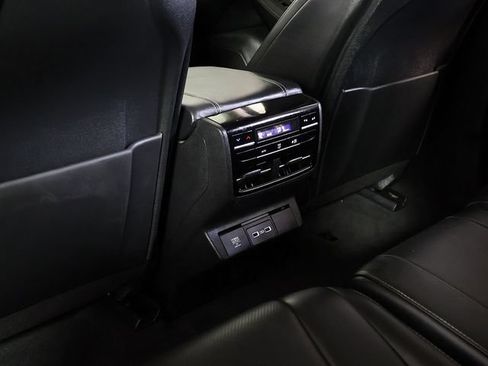 Used 2023 Acura MDX SH-AWD w/ Technology Package image 16