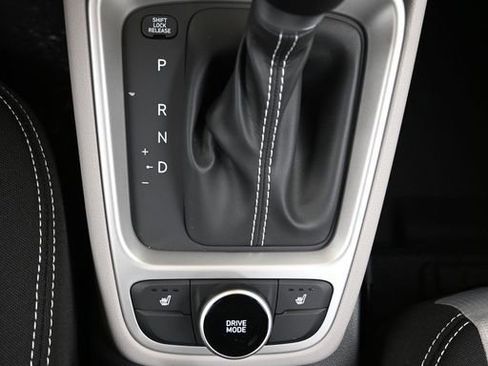 New 2026 Hyundai Venue SEL image 34