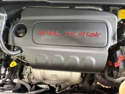 Used 2019 Jeep Compass Latitude AWD/4WD image 22