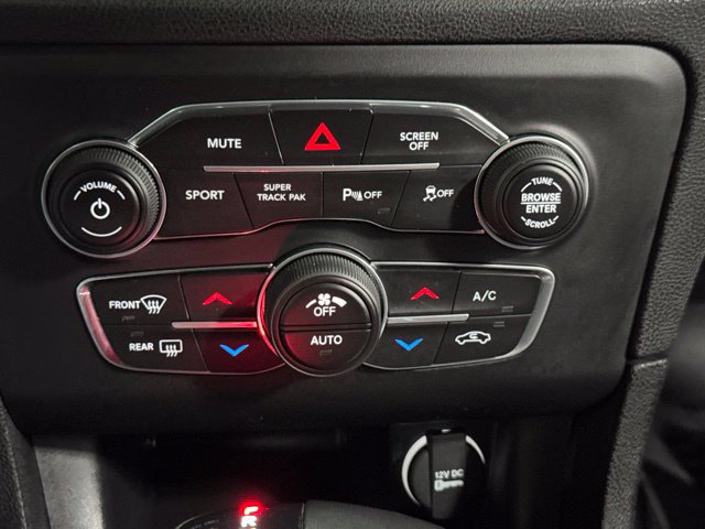 Used 2020 Dodge Charger SXT AWD/4WD image 18