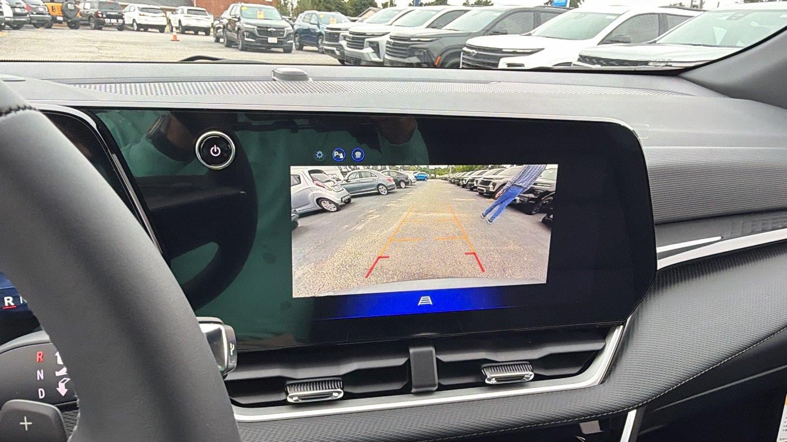 New 2027 Chevrolet Equinox LT w/ Convenience Package II FWD image 27