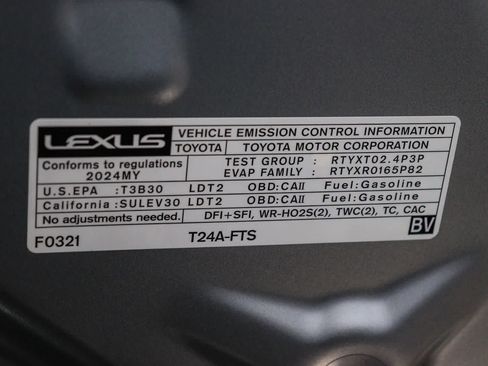 Used 2024 Lexus RX 350 Premium w/ Convenience Package FWD image 29