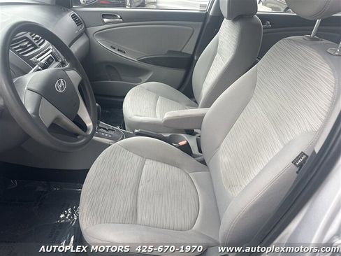 Used 2016 Hyundai Accent SE image 18