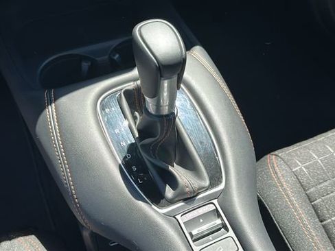 Used 2025 Honda HR-V Sport image 18