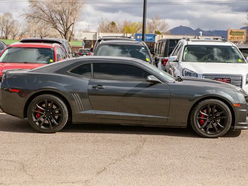 Used 2013 Chevrolet Camaro SS w/ SS Performance Package image 4