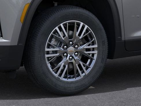 New 2026 Chevrolet Traverse LT image 9