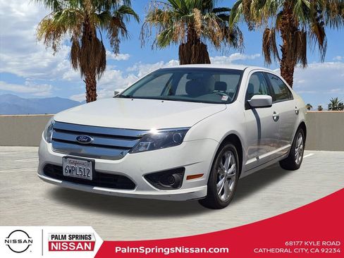 Used 2012 Ford Fusion SE FWD image 1