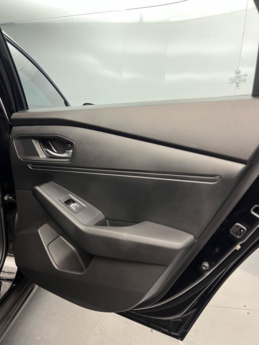 Certified 2025 Honda Accord SE image 21