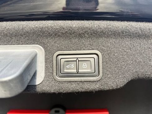 Used 2016 Audi A8 L 4.0T w/ Cold Weather Package image 31