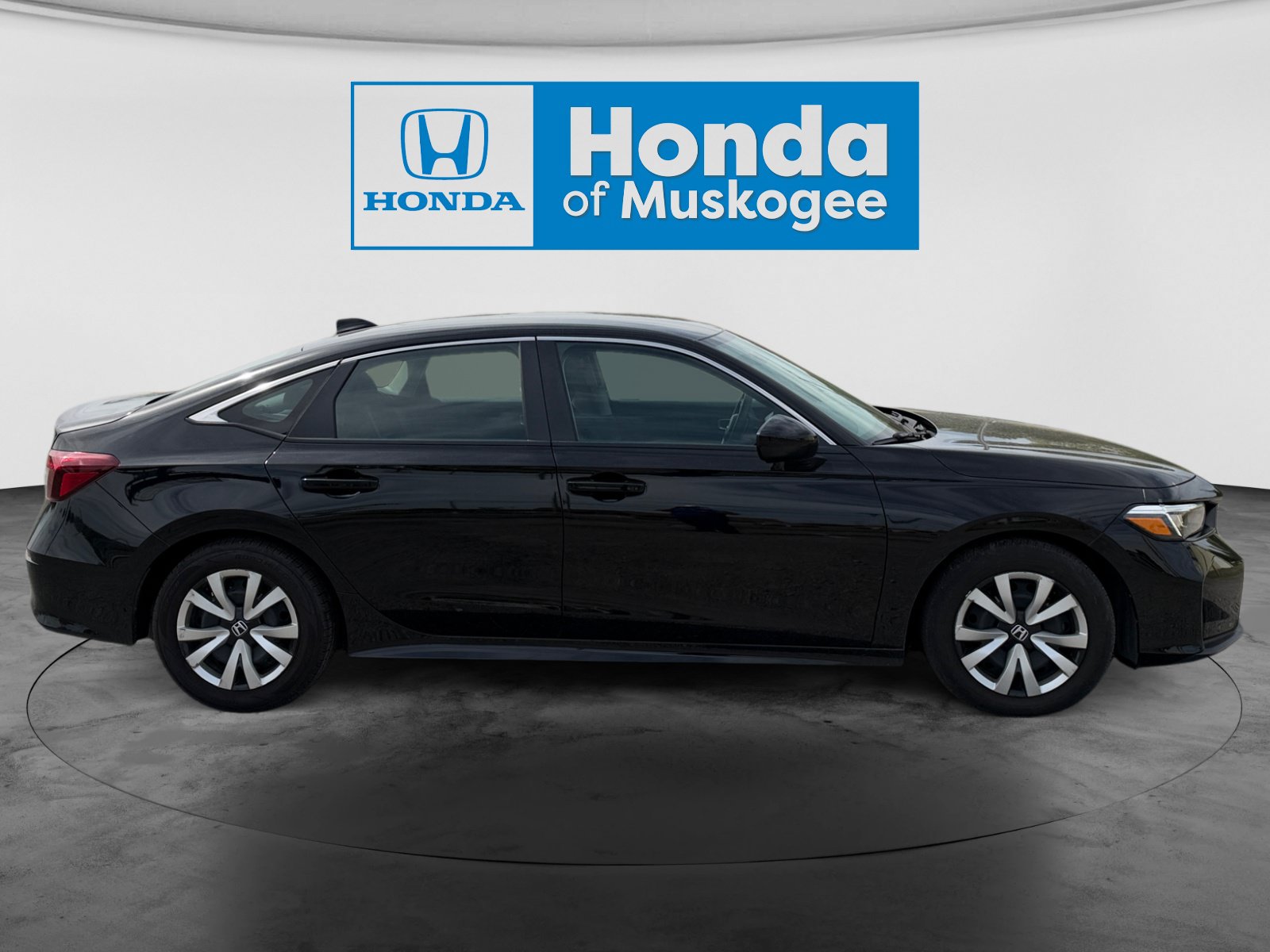 Used 2025 Honda Civic LX image 4