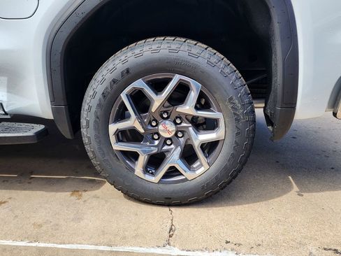 New 2026 GMC Sierra 1500 SLT w/ SLT Premium Plus Package image 52