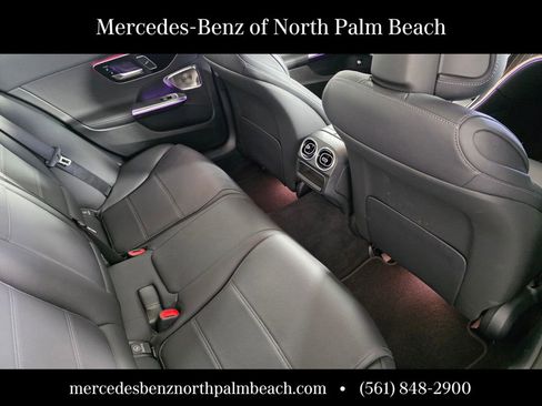 Used 2025 Mercedes-Benz C 300 Sedan image 26