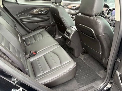 Used 2024 GMC Terrain Denali w/ Denali Premium Package AWD/4WD image 34