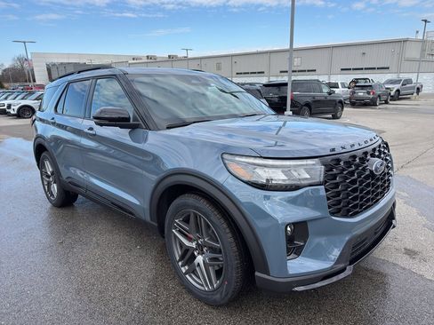 New 2026 Ford Explorer ST w/ Sun And Sound Package image 3