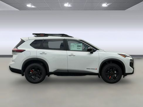 New 2026 Nissan Rogue Rock Creek image 8