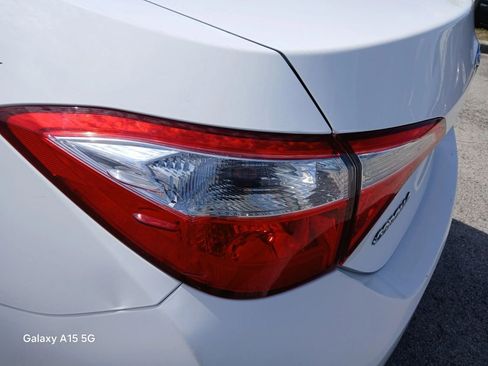 Used 2016 Toyota Corolla LE FWD image 14