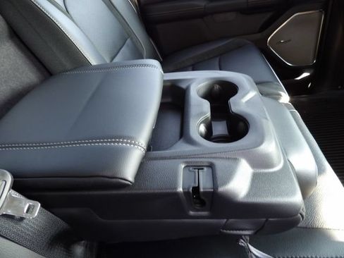 New 2026 RAM 1500 Laramie AWD/4WD image 10