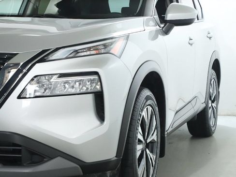 Certified 2023 Nissan Rogue SV AWD/4WD image 5