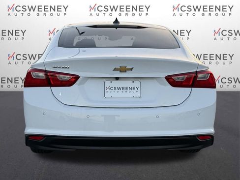 Used 2025 Chevrolet Malibu LS image 4