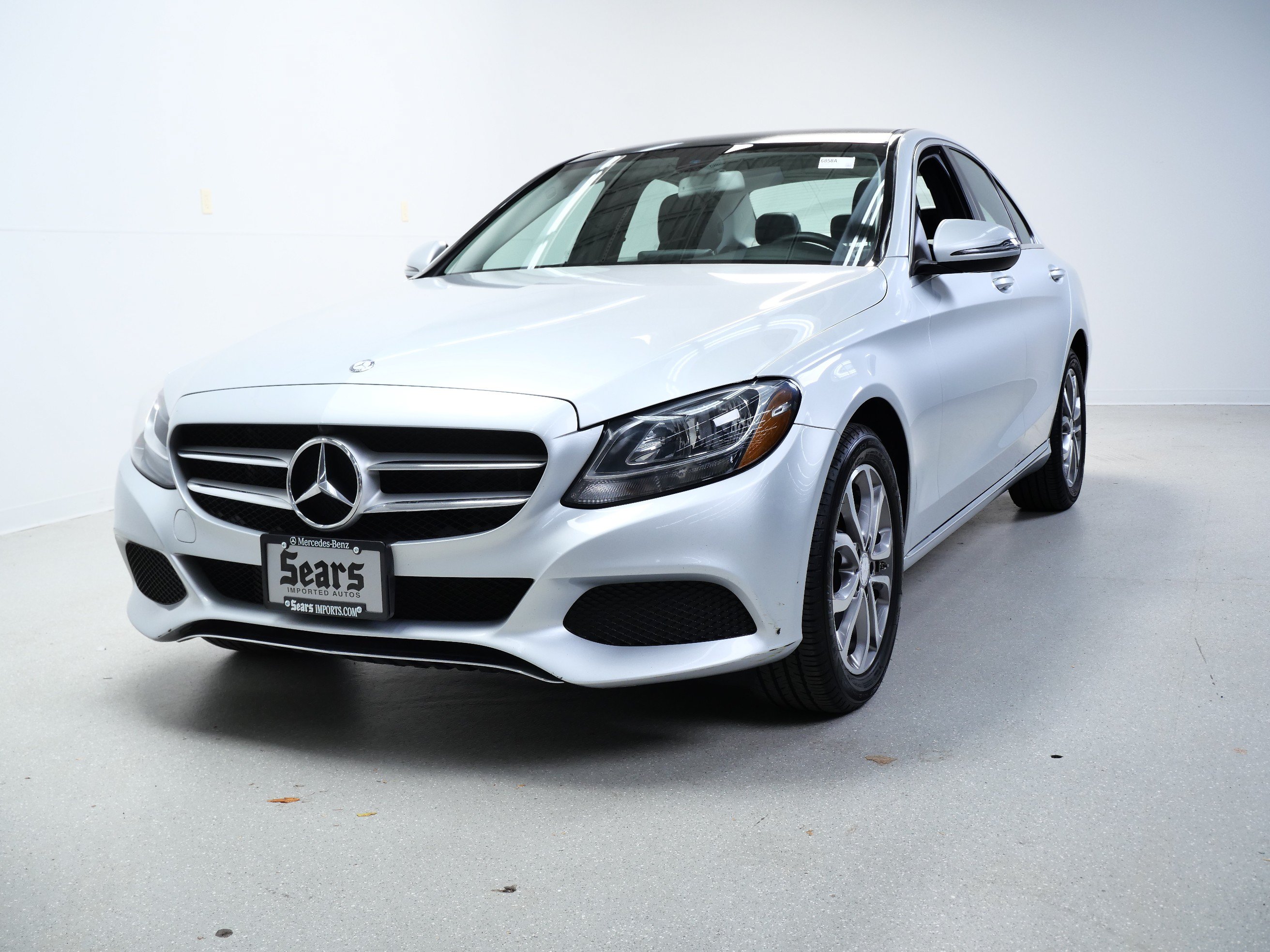 Used 2016 Mercedes-Benz C 300 4MATIC Sedan image 11