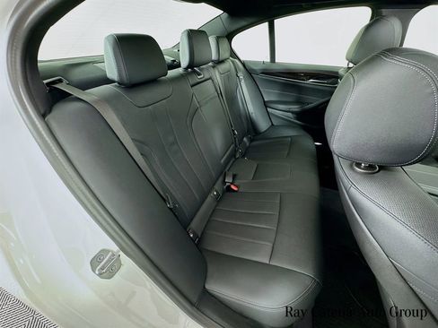 Used 2023 BMW 530i xDrive w/ Convenience Package image 28