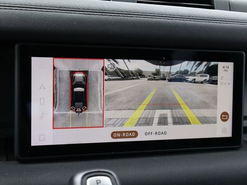 Used 2023 Land Rover Defender 110 X-Dynamic SE AWD/4WD image 35