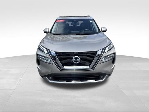 Used 2021 Nissan Rogue Platinum image 9