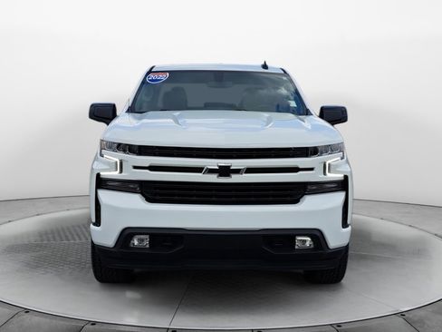 Certified 2022 Chevrolet Silverado 1500 RST image 2